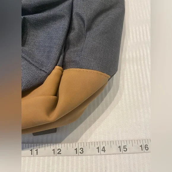 Vans Realm Plus Backpack - Picture 4 of 8